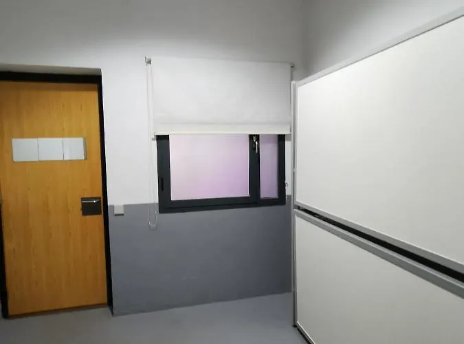 Traveller Box Hostel