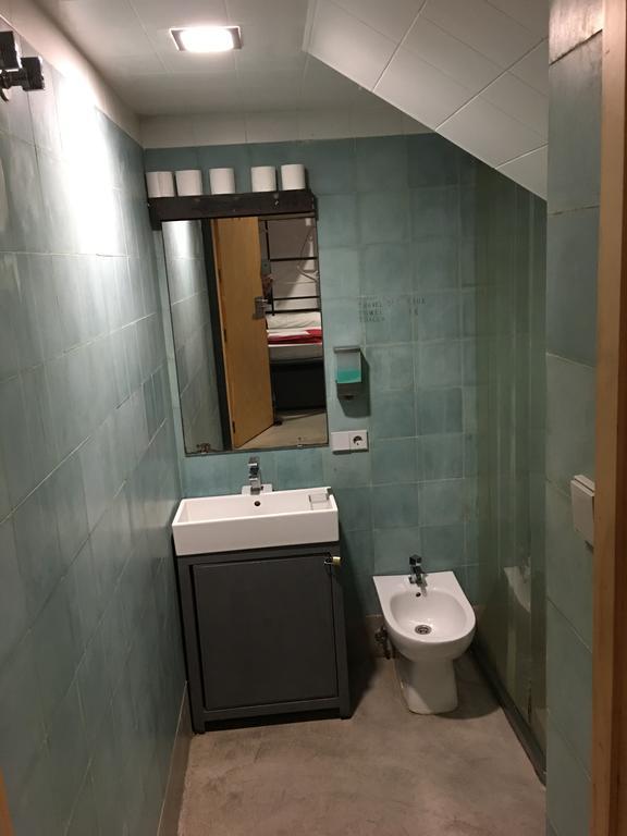 Auberge de jeunesse Traveller Box *