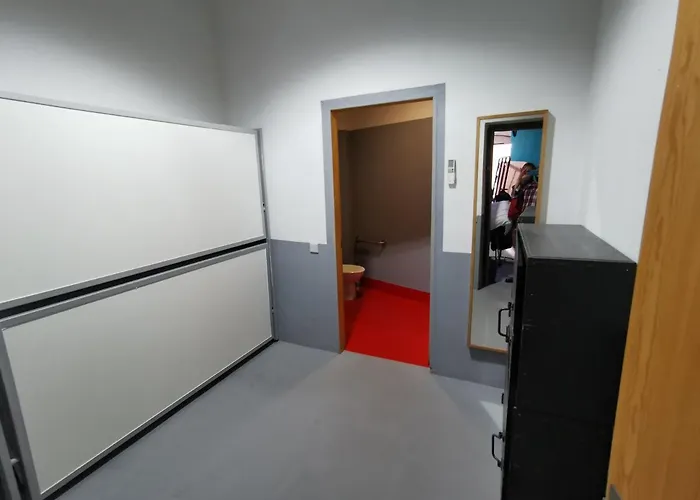 Traveller Box Hostel