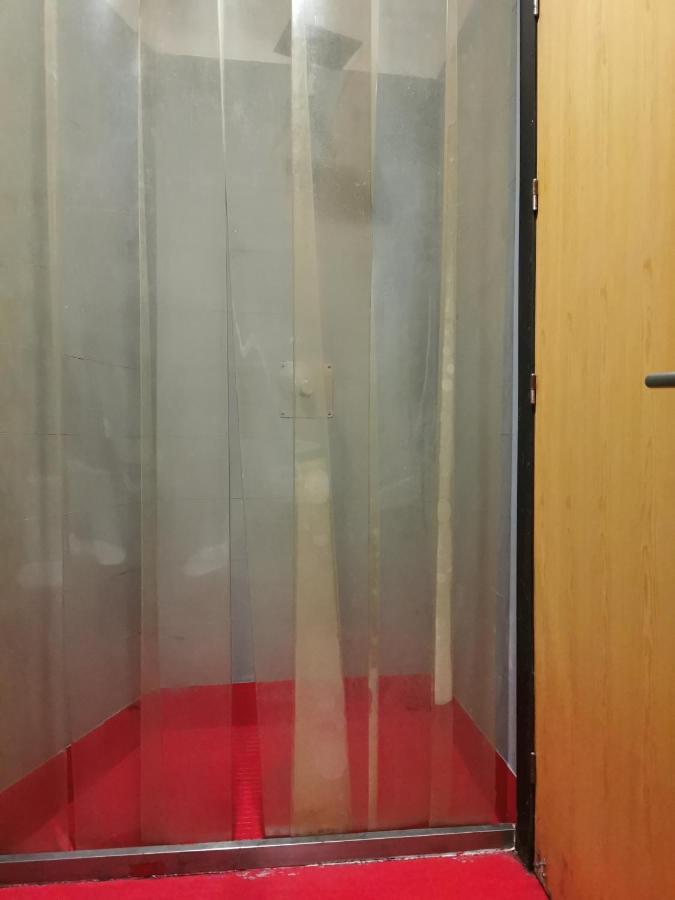 Traveller Box Hostel
