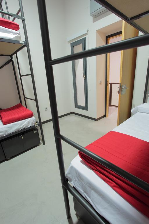 Hostel Traveller Box Seville