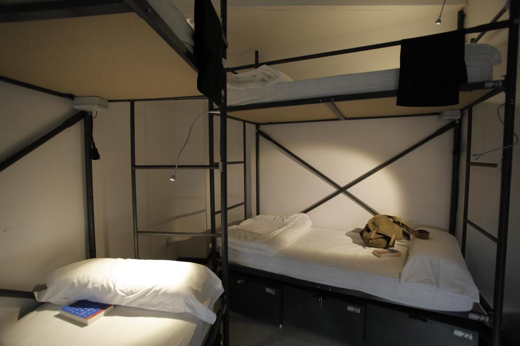 Hostel Traveller Box Seville